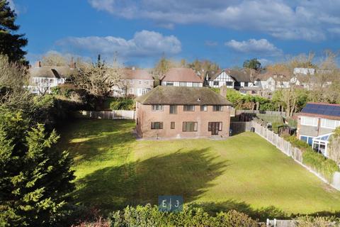 undefined, Alderton Close, Loughton IG10