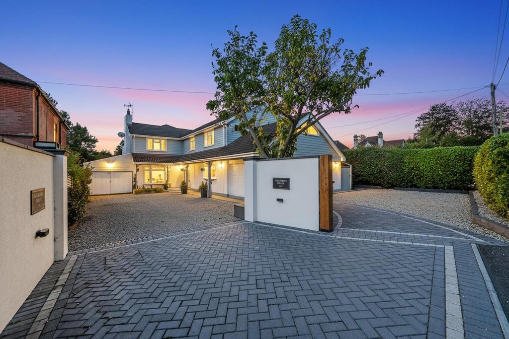 57 Bowes Hill.jpeg