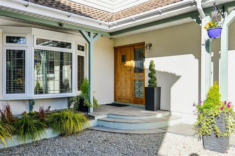 4 bedroom detached house for sale, Bowes Hill, Rowland's Castle