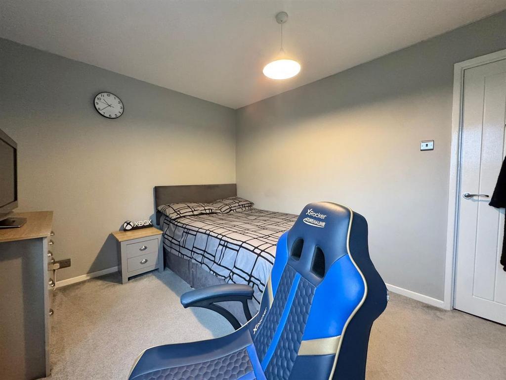 Bedroom 2 (1).jpeg