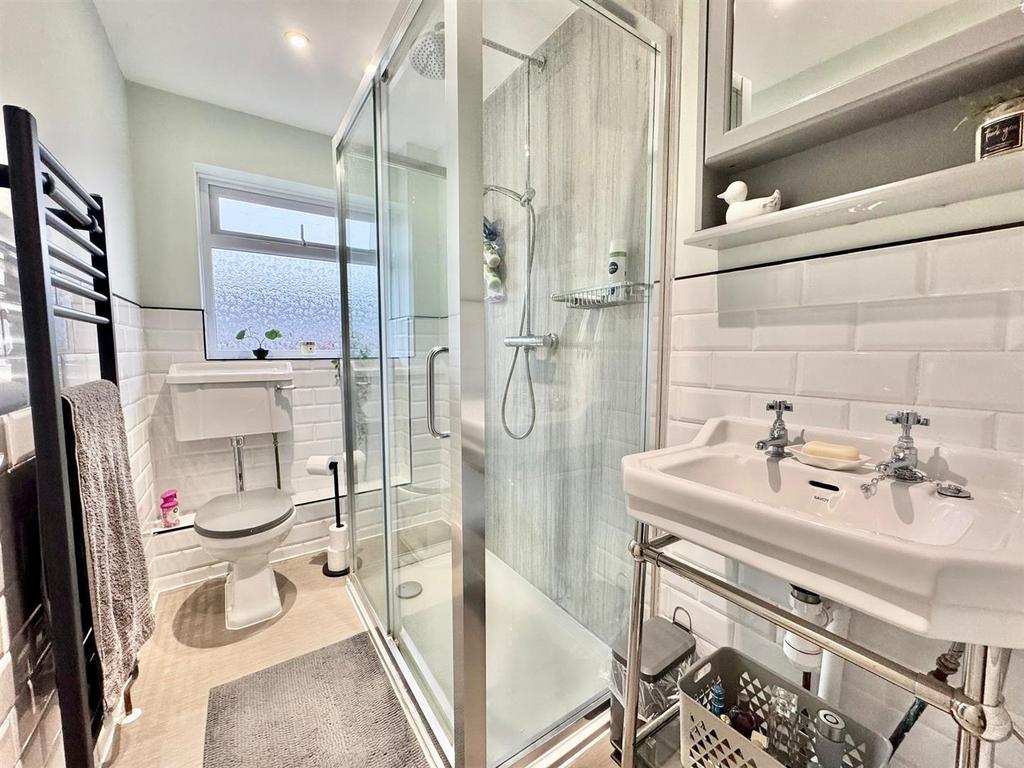 Shower room.jpeg