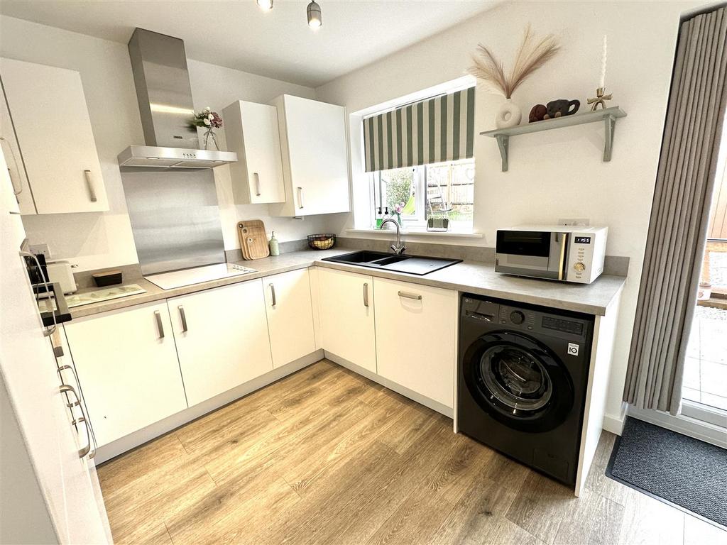 Dining kitchen