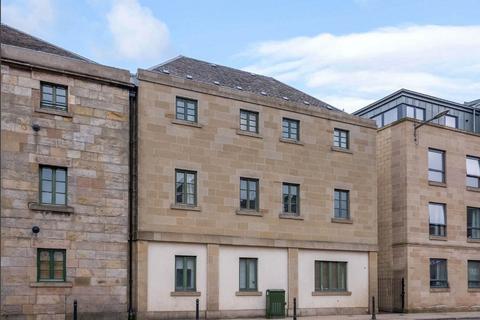 2 bedroom flat to rent, Great Junction Street, Edinburgh, Midlothian, EH6