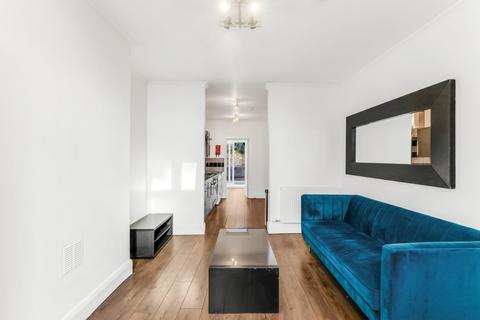 2 bedroom apartment to rent, Malden Road, Kentish Town, NW5