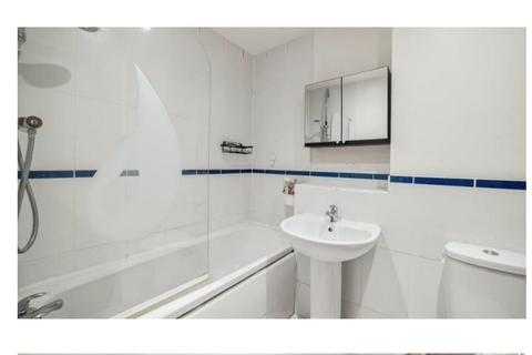 1 bedroom in a house share to rent, Tadros Court, High Wycombe