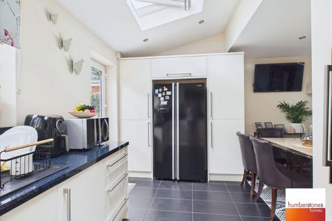 3 bedroom semi-detached house for sale, Park Avenue, Oldbury