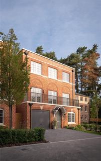 5 bedroom detached house for sale, Larch Avenue, Berkshire, Ascot SL5