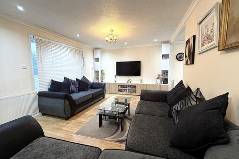 undefined, Northern Road, Swindon SN2