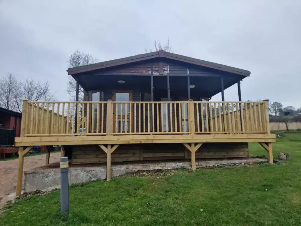 220bed20lodge20decking1