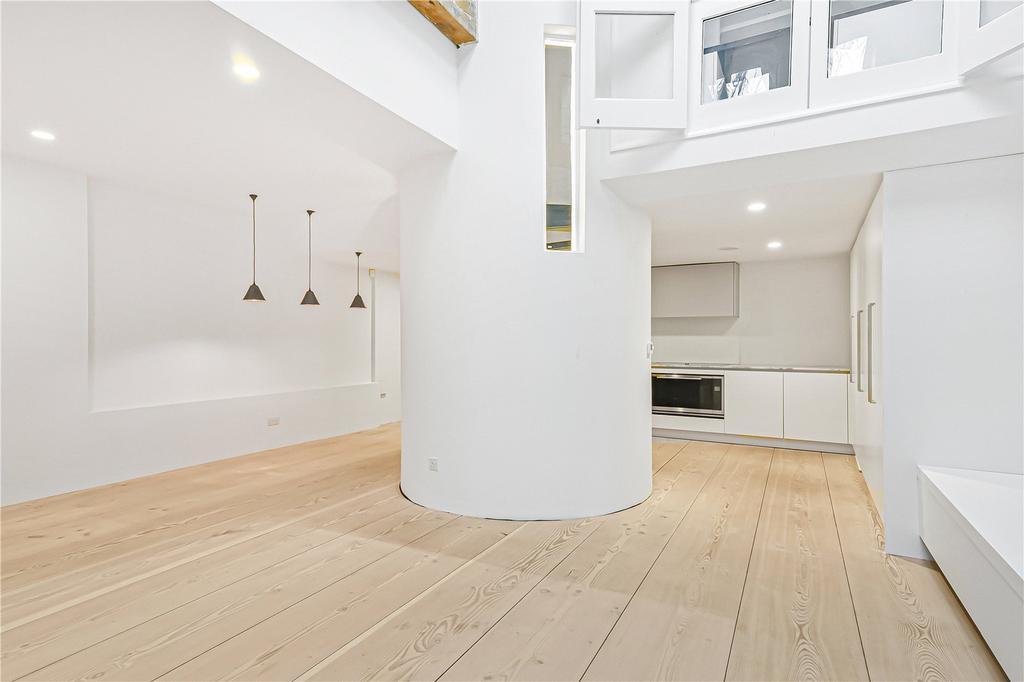 Kitchen/Reception