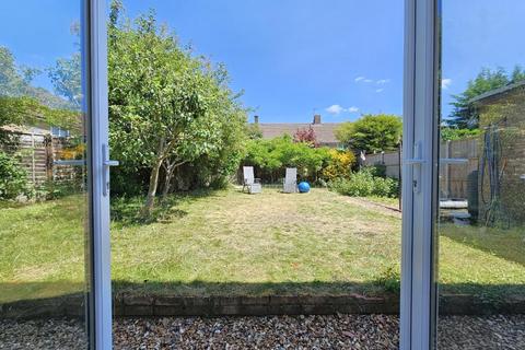 undefined, Hervey Close, The Headlands, Northampton NN3
