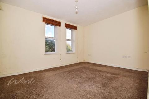 2 bedroom apartment to rent, Mary Court Chatham ME4