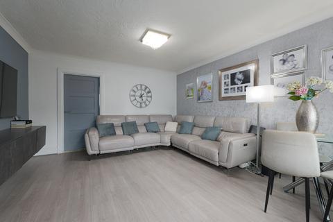 3 bedroom terraced house for sale, Calder Crescent, Glassford, ML10