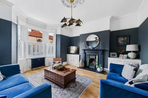 3 bedroom terraced house for sale, Beech Grove, Whitley Bay