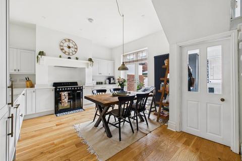 3 bedroom terraced house for sale, Beech Grove, Whitley Bay