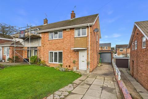 3 bedroom semi-detached house to rent, Raleigh Drive, Sheffield