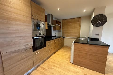 2 bedroom apartment to rent, McClure House, The Boulevard , Leeds