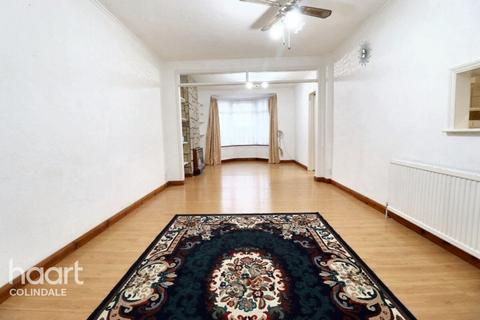 3 bedroom end of terrace house for sale, Wolsey Grove, Edgware, HA8