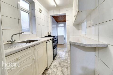 3 bedroom end of terrace house for sale, Wolsey Grove, Edgware, HA8