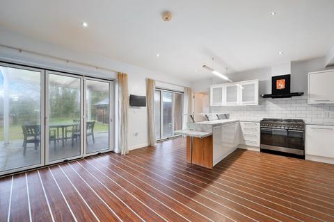 5 bedroom house for sale, Roundwood way, Banstead