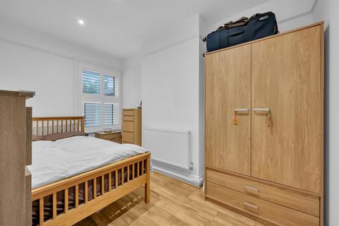 1 bedroom flat to rent, Meadow Road, Shortlands, Bromley, BR2