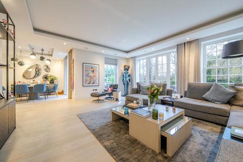 3 bedroom flat for sale, Barnet Lane, Elstree