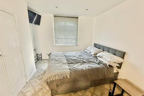 1 bedroom flat to rent, Oriental Place, East Sussex BN1