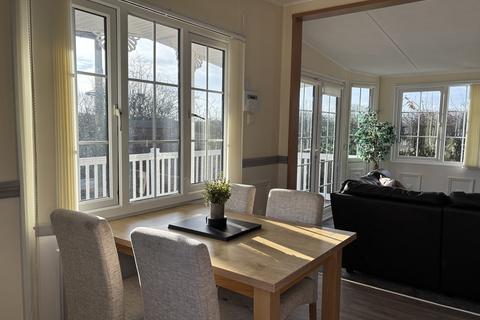2 bedroom lodge for sale, Brentmere Plaza Double Lodge Glenfield Leisure Park, Pilling  PR3