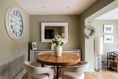 undefined, Chequers Lane, Walton On The Hill, Tadworth