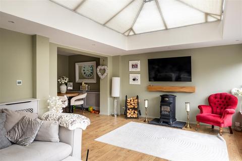 undefined, Chequers Lane, Walton On The Hill, Tadworth
