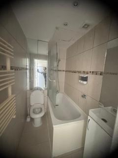 2 bedroom flat to rent, West Green Road, N15