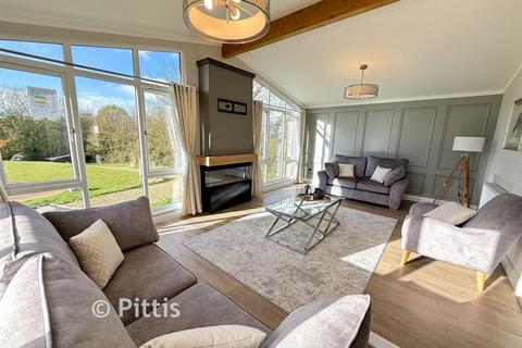 2 bedroom park home for sale, Burnt House Lane, Royal Wight Estate, Newport, Isle of Wight