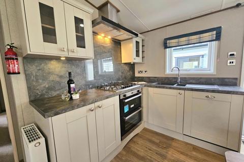 3 bedroom property for sale, Brynteg Country And Leisure Retreat