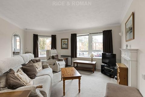 undefined, Queen Elizabeth Road, Kingston Upon Thames KT2