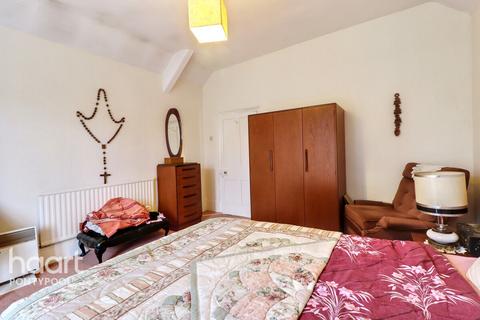 4 bedroom link detached house for sale, Merchants Hill, Pontypool