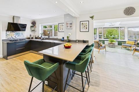 4 bedroom detached house for sale, Chapel Road, Southampton SO31