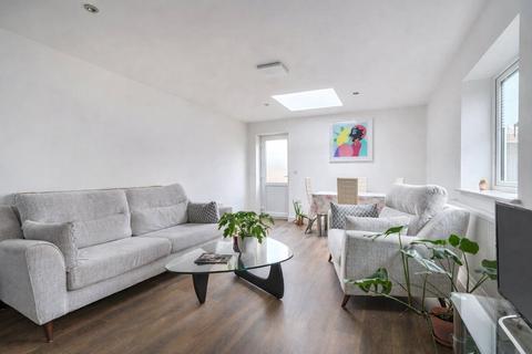 4 bedroom semi-detached house for sale, Grange Road, Guildford, Surrey, GU2