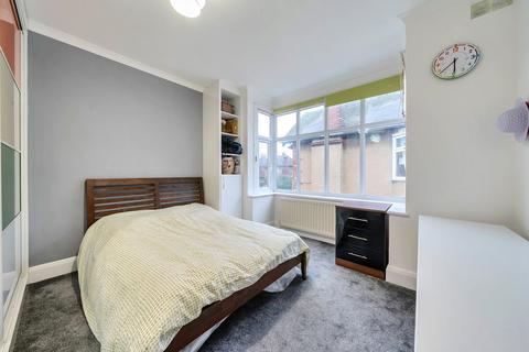 undefined, West End Court, West End Avenue, Pinner, HA5