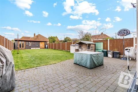 3 bedroom semi-detached house for sale, Frederick Road, Rainham, RM13