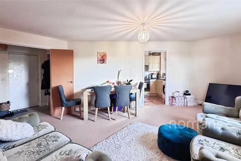 2 bedroom apartment for sale, Bell Chase, Aldershot, Hampshire