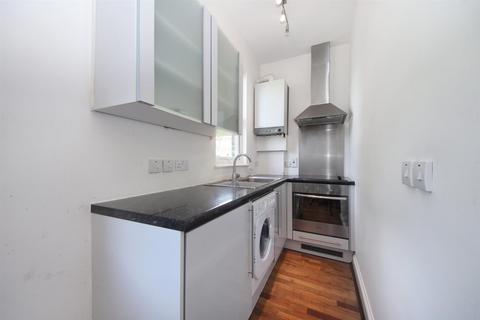 2 bedroom flat to rent, Drayton Green Road, W13