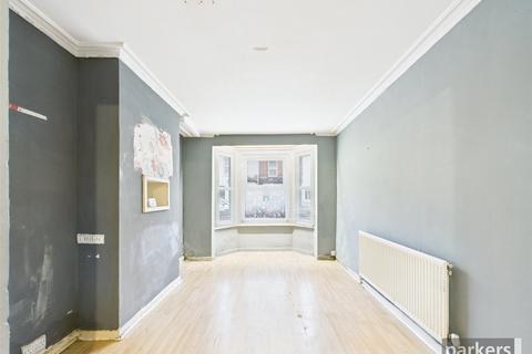 3 bedroom terraced house for sale, Belmont Road, Berkshire RG30