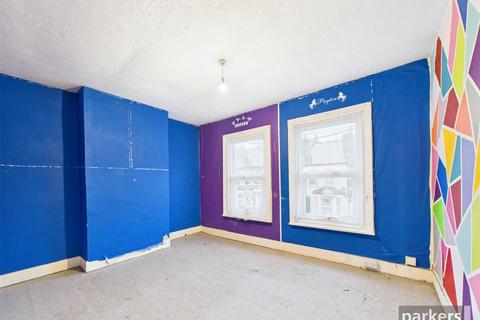 3 bedroom terraced house for sale, Belmont Road, Berkshire RG30