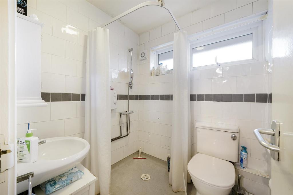 11 Mary Peters Drive - P81srzy Ovv Hk72a4 Si DK.jpg