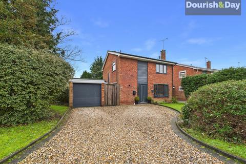 3 bedroom detached house for sale, Wildwood Drive, Stafford ST17