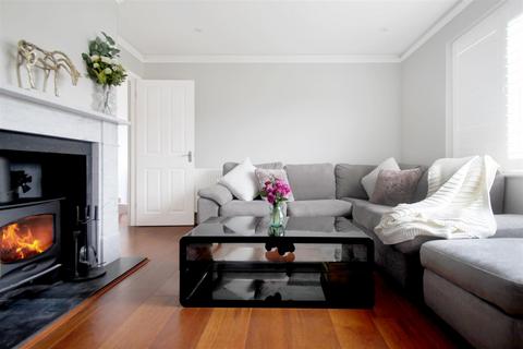 undefined, Monks Walk, Buntingford, SG9 9DU