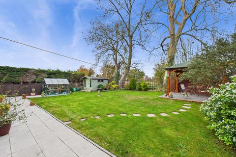 undefined, Lacey Green, Princes Risborough HP27