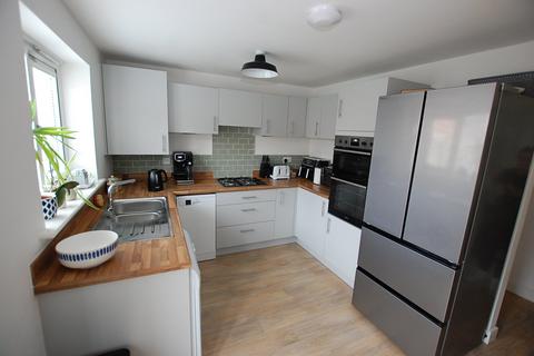 3 bedroom terraced house for sale, Knott Hill Road, Greater Manchester OL6