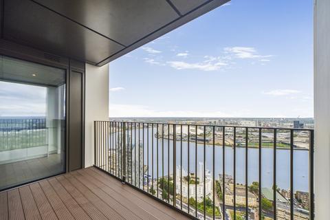 3 bedroom apartment to rent, One Thames Quay, Marsh Wall E14