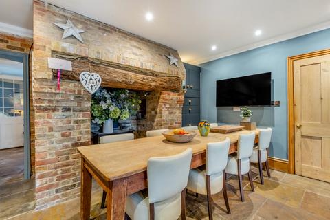 5 bedroom detached house for sale, Fleming Road, Woodnesborough, Kent